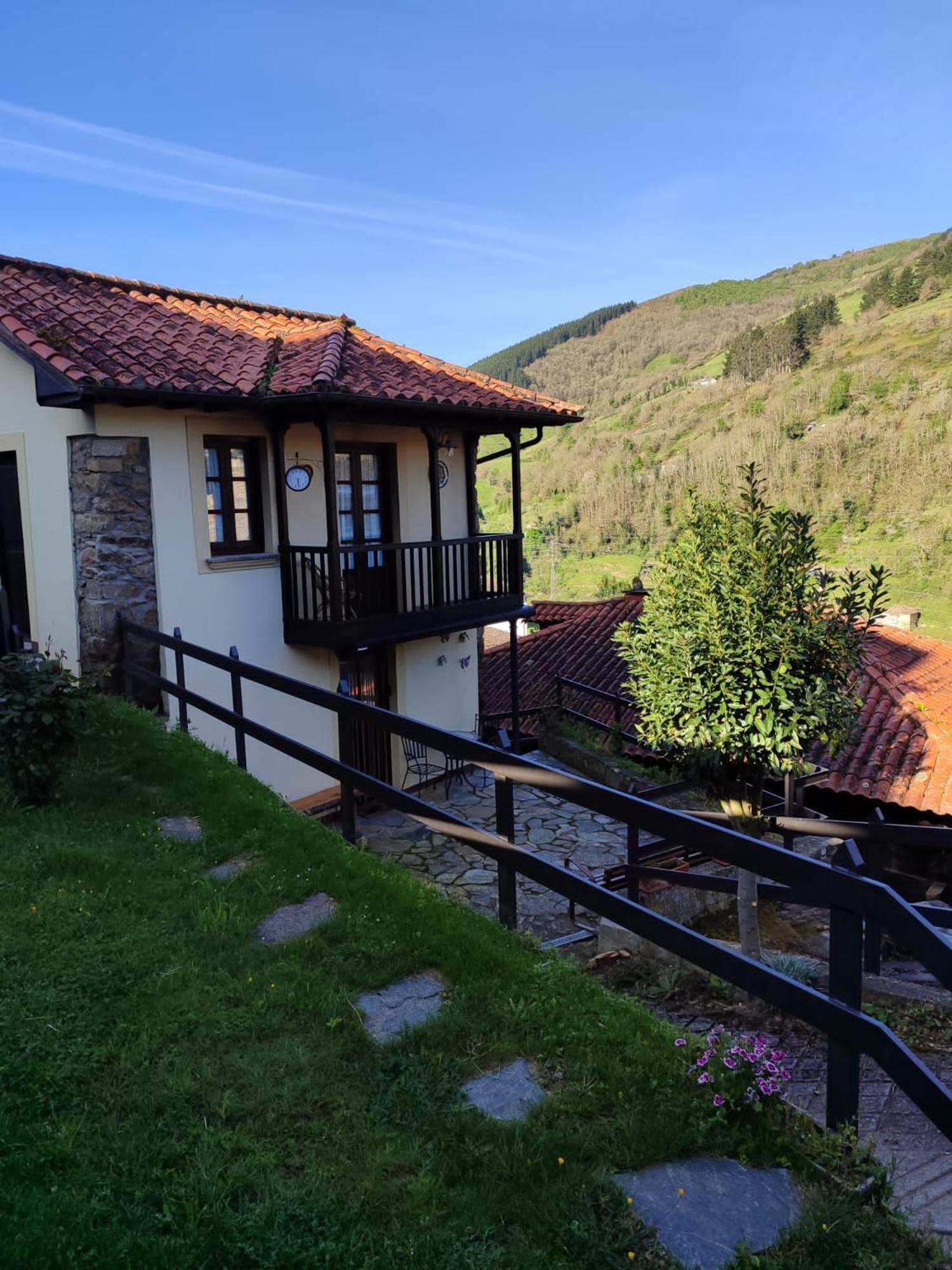 La Casina De Santulaya Villa Cangas del Narcea Kültér fotó